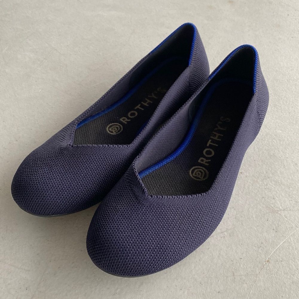 Womens Rothy’s flats sz 6 check them out thanks 😃 they say 6.5 but fit like 6